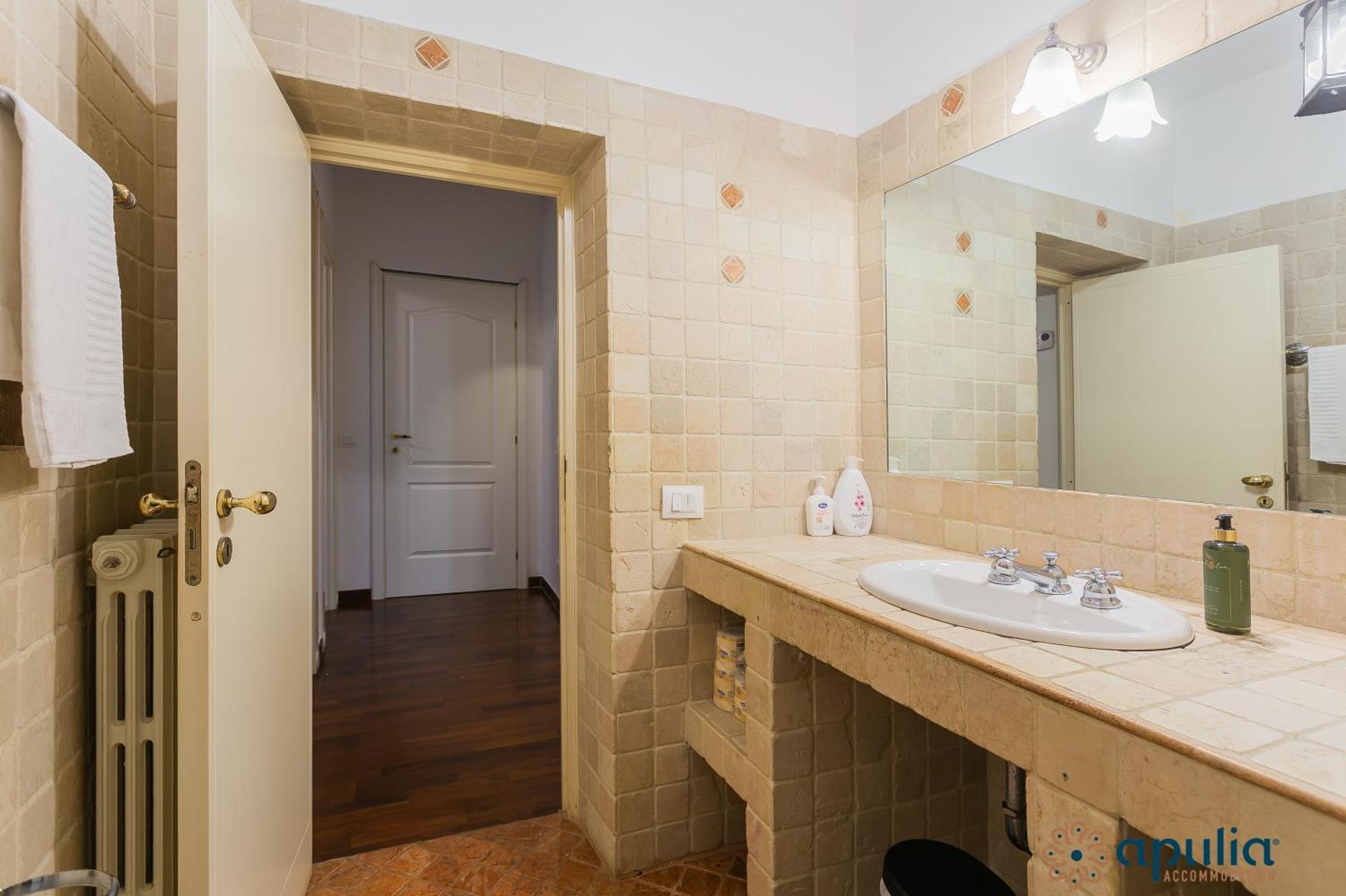 Titti'S House By Apulia Accommodation Bari Ngoại thất bức ảnh